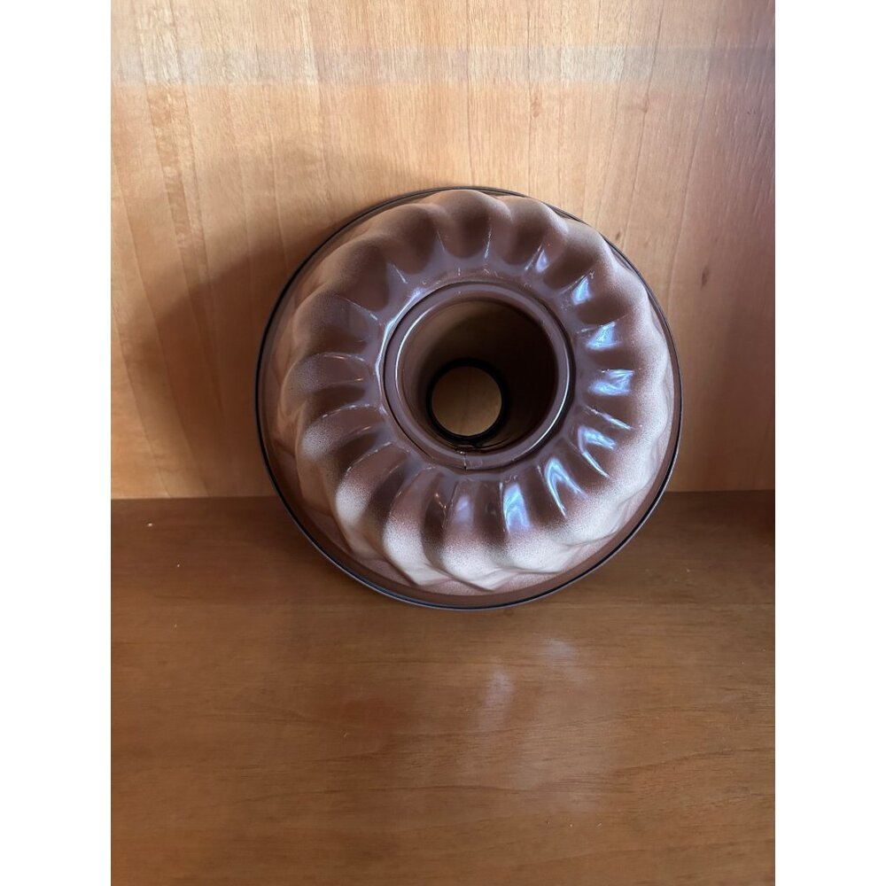 Vintage 70’s Ombré Brown Bundt Pan Retro Kitchen Bakeware MCM